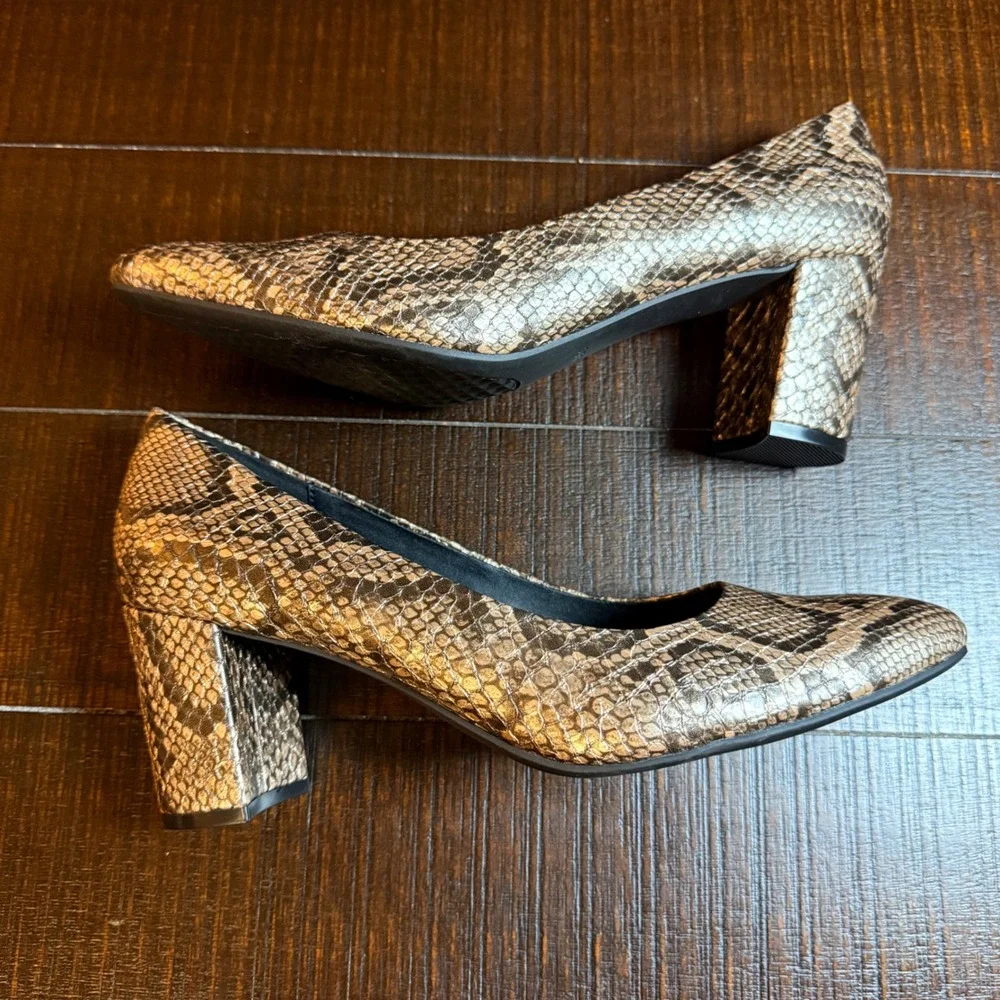 Aerosoles Womens 11 Gold Snakeskin Embossed Pointed Toe Block Heel Pumps Shoes